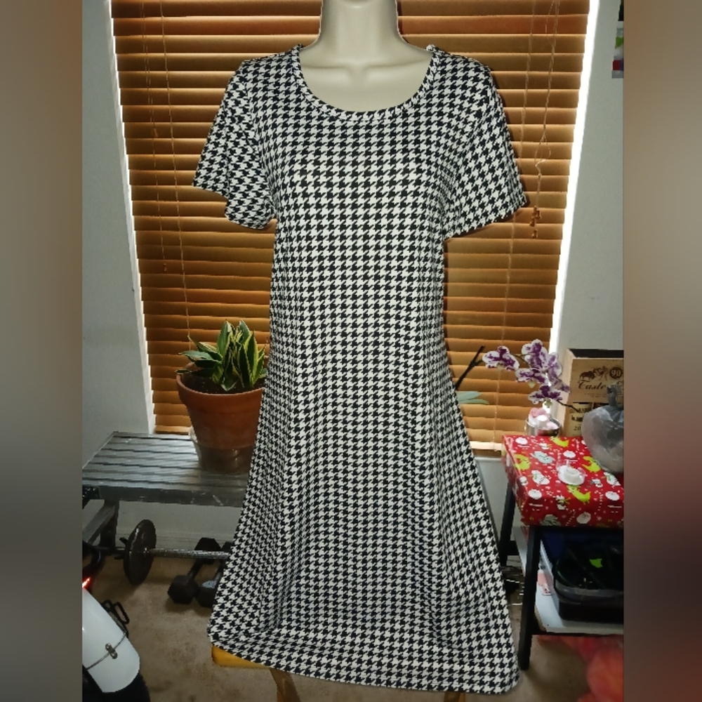 LuLaRoe Black & White Dress